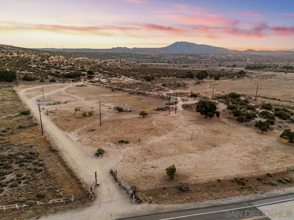 40760 Old Highway 80, Boulevard, California 91905 home-pic-44